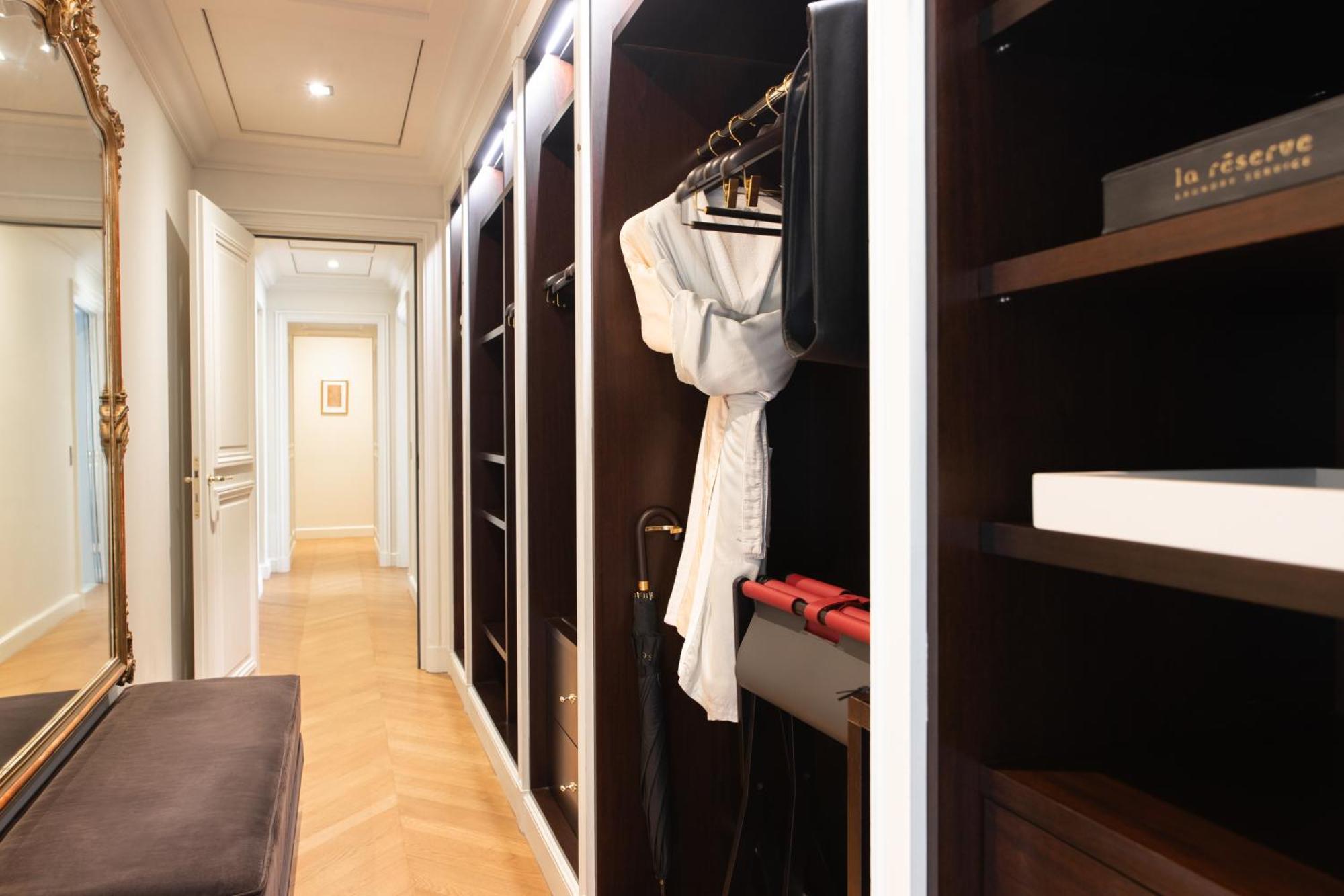 La Reserve Paris Hotel & Spa 外观 照片